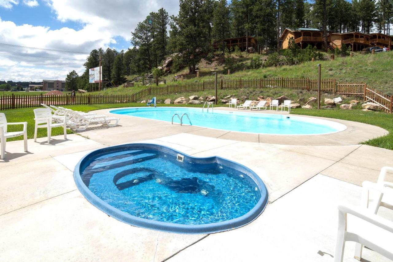 Rock Crest Lodge & Cabins Custer Exterior foto