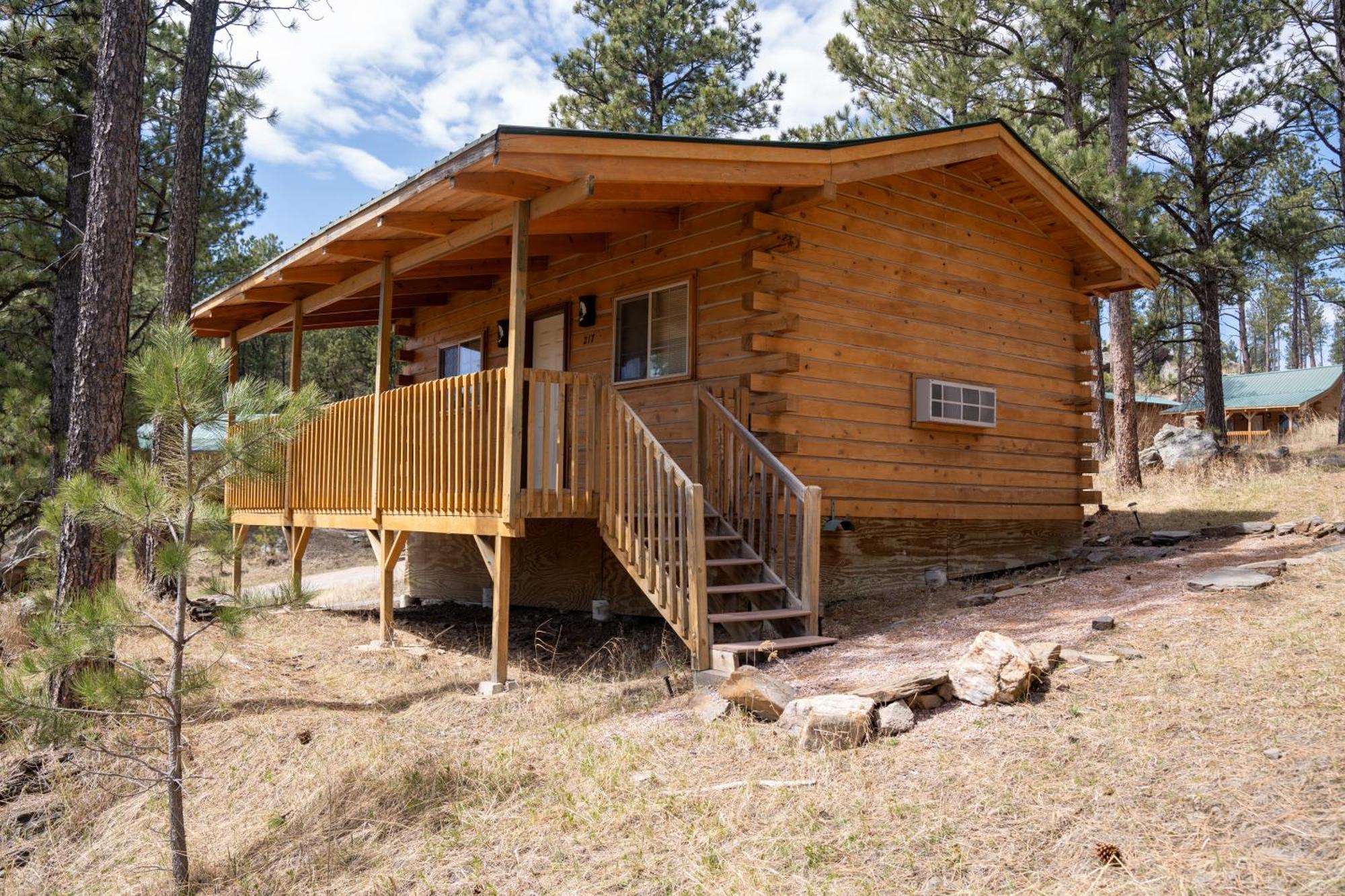 Rock Crest Lodge & Cabins Custer Exterior foto