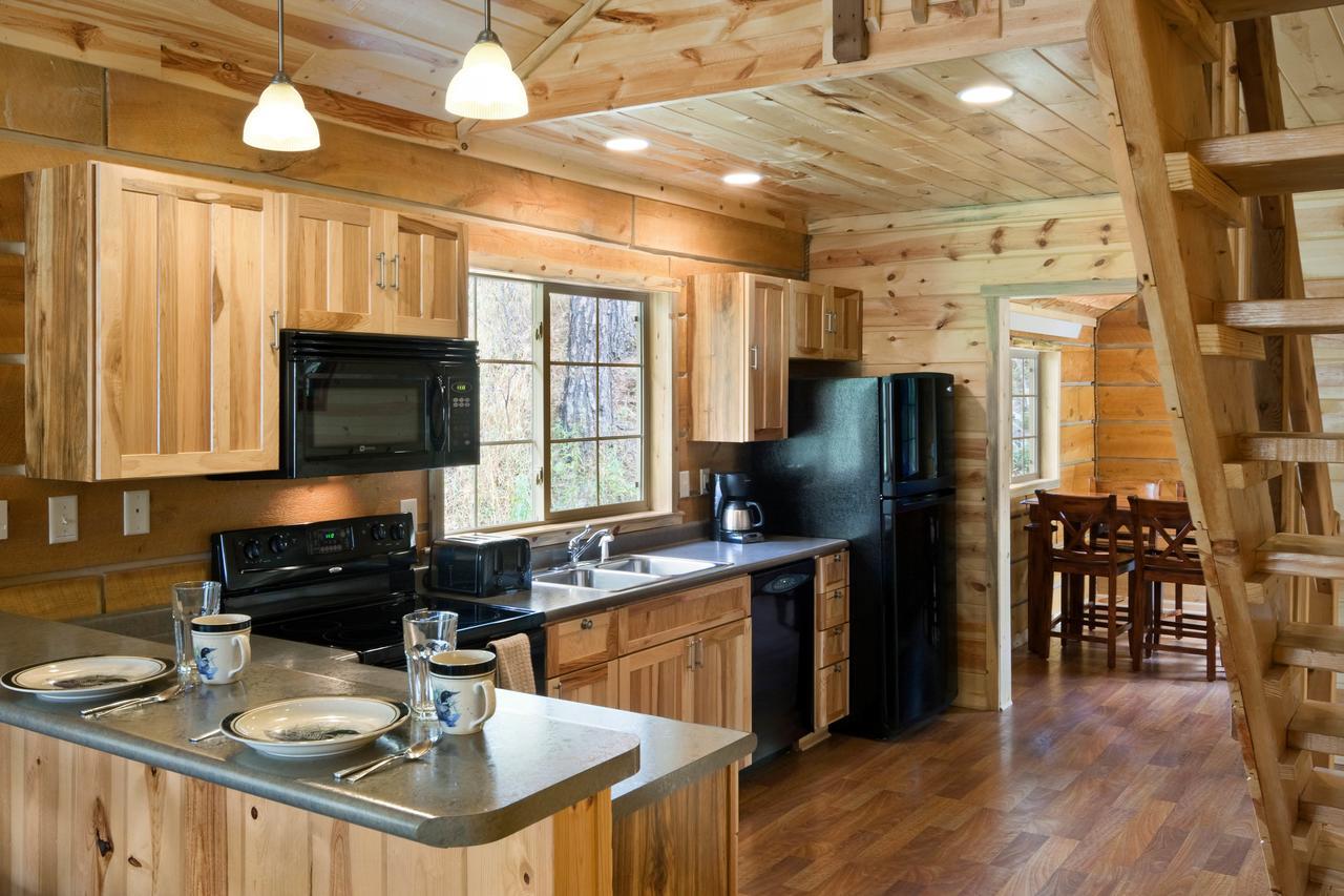 Rock Crest Lodge & Cabins Custer Exterior foto
