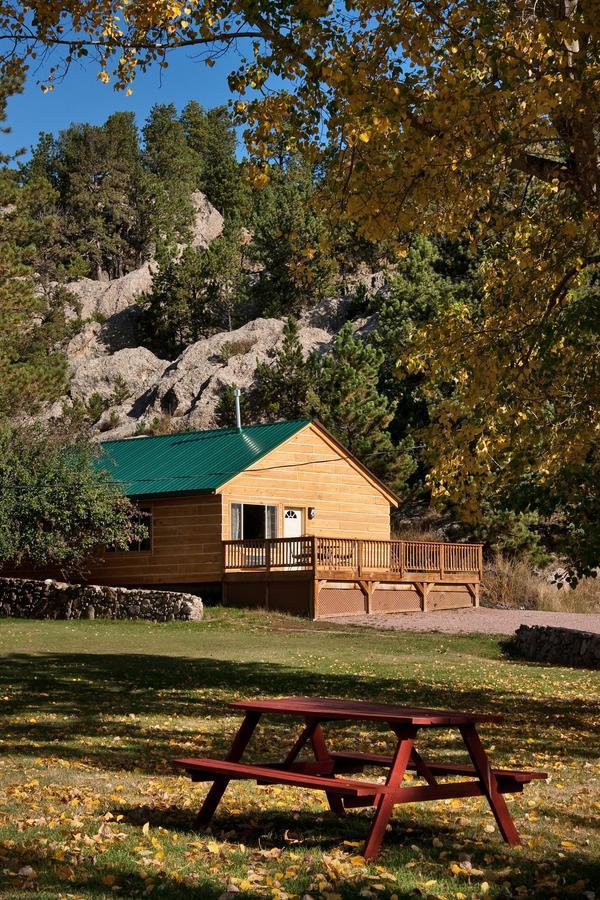 Rock Crest Lodge & Cabins Custer Exterior foto